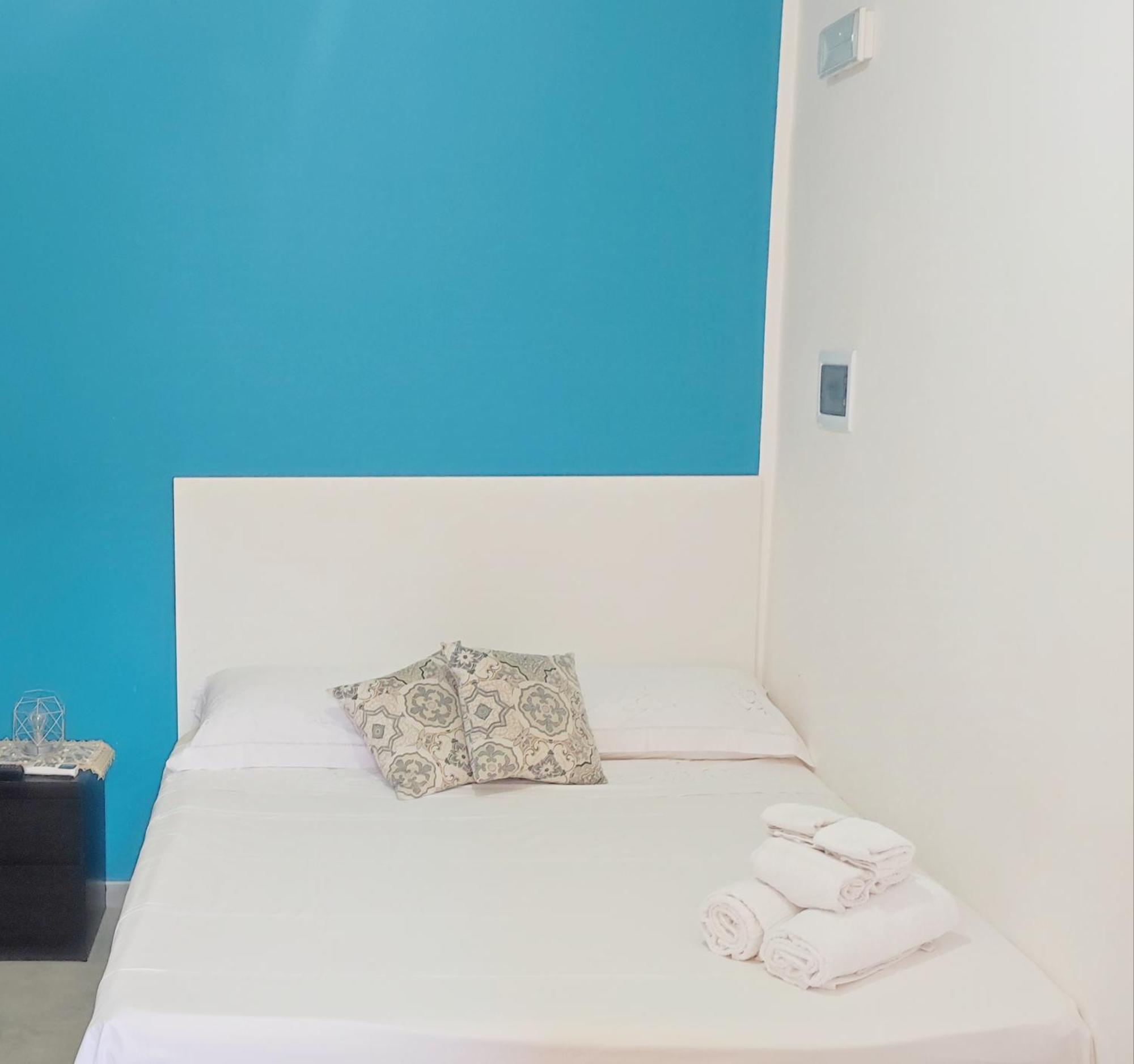 Marina Room Катания Екстериор снимка