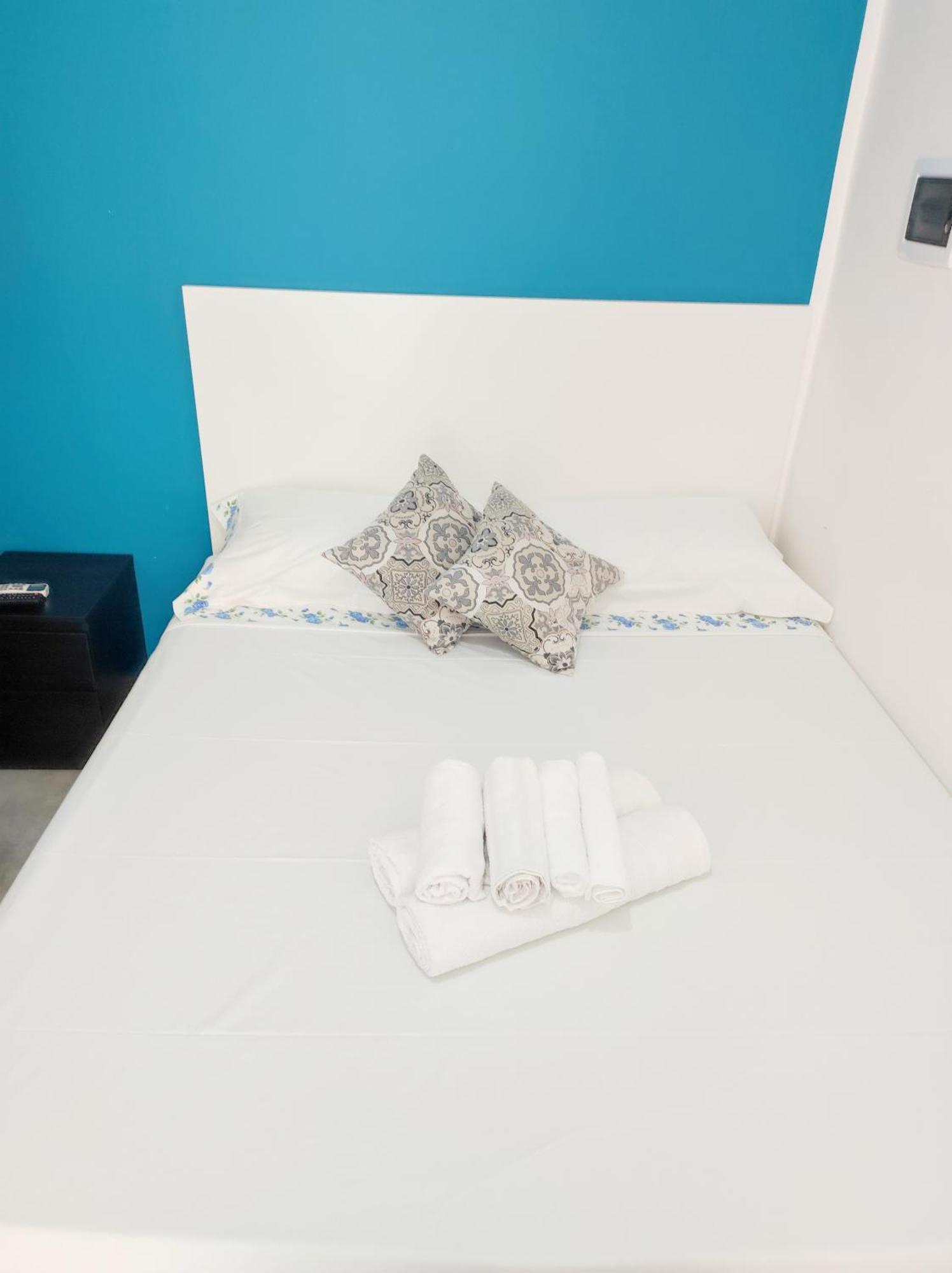Marina Room Катания Екстериор снимка